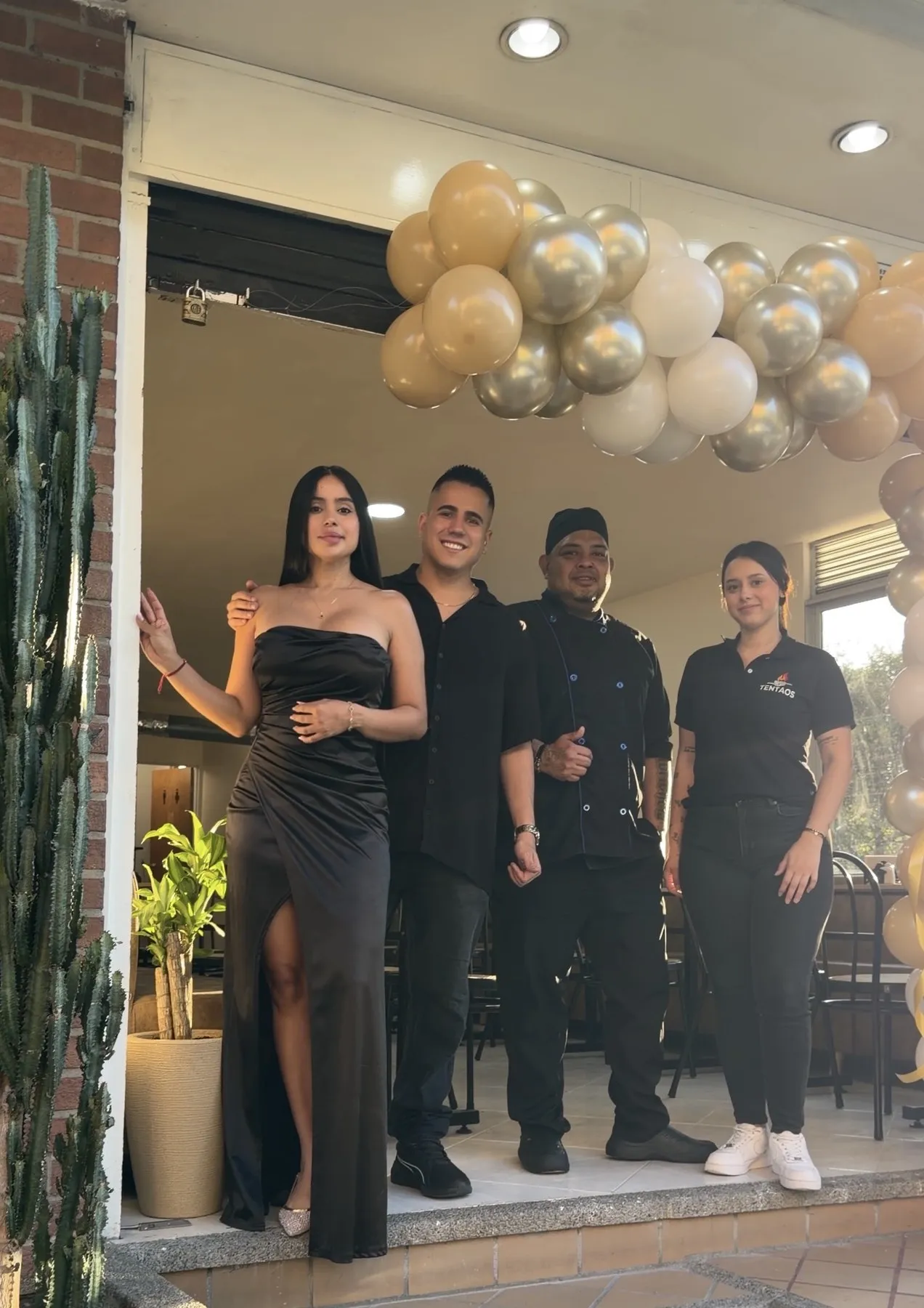 El equipo de Tentaos el día de la inauguración